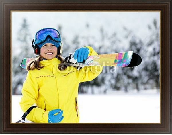 Постер Лыжница в ярком костюме с типом исполнения На холсте в раме в багетной раме 1.023.151