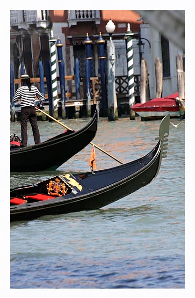 Постер Гондолы. Венеция 11 с типом исполнения На холсте в раме в багетной раме 221-03