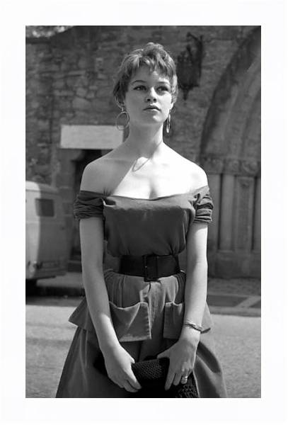 Постер Bardot, Brigitte 22 с типом исполнения На холсте в раме в багетной раме 221-03