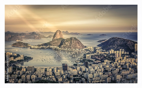 Постер Рио-де-Жанейро в лучах солнца, Бразилия с типом исполнения На холсте в раме в багетной раме 221-03