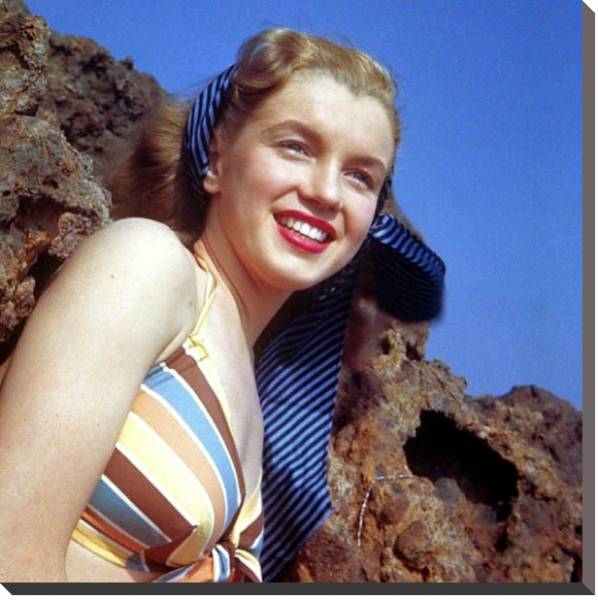Постер Monroe, Marilyn 105 с типом исполнения На холсте без рамы