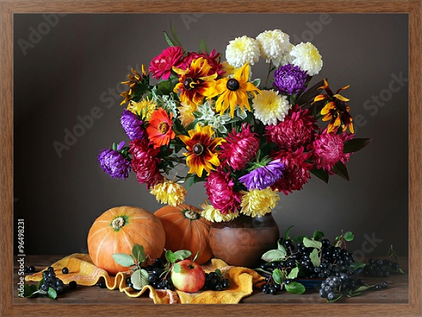 Постер Осенний натюрморт с цветами и фруктами. с типом исполнения На холсте в раме в багетной раме 1727.4310