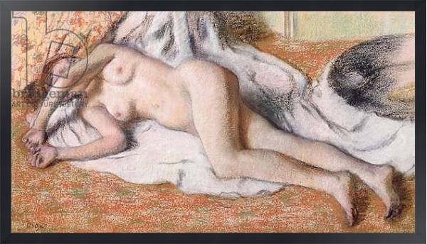 Постер After the Bath or, Reclining Nude, c.1885 с типом исполнения На холсте в раме в багетной раме 1727.8010