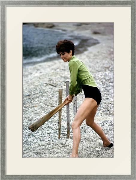 Постер Hepburn, Audrey 41 с типом исполнения Под стеклом в багетной раме 1727.2510