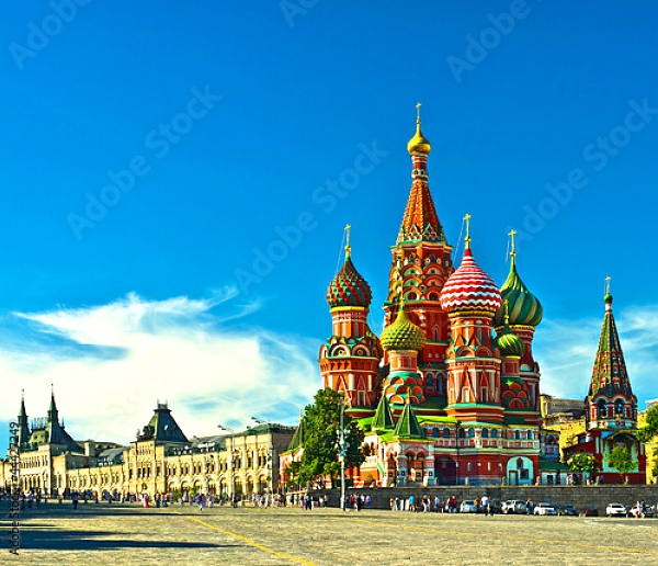 Постер Россия, Москва. Летний вид на Красную площадь с типом исполнения На холсте без рамы