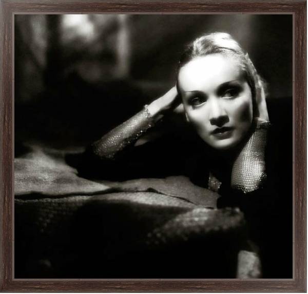Постер Dietrich, Marlene (Shanghai Express) 2 с типом исполнения На холсте в раме в багетной раме 221-02