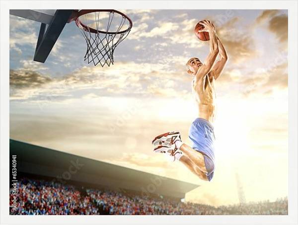 Постер Баскетболист забрасывающий мяч в корзину с типом исполнения На холсте в раме в багетной раме 1727.7010