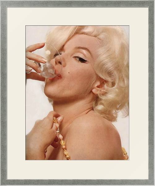 Постер Monroe, Marilyn 66 с типом исполнения Под стеклом в багетной раме 1727.2510