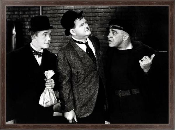 Постер Laurel & Hardy (Live Ghost, The) с типом исполнения На холсте в раме в багетной раме 221-02