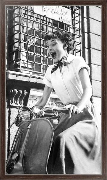 Постер Hepburn, Audrey (Roman Holiday) 5 с типом исполнения На холсте в раме в багетной раме 221-02