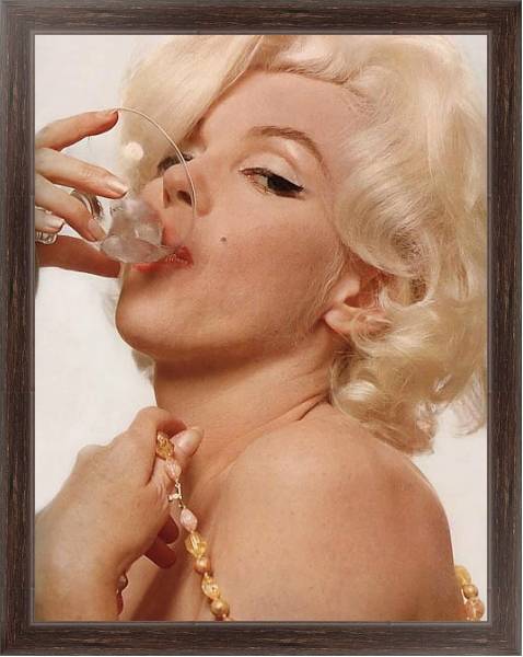 Постер Monroe, Marilyn 66 с типом исполнения На холсте в раме в багетной раме 221-02