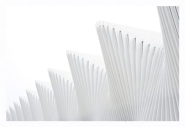 Постер Белые архитектурыне формы с типом исполнения На холсте в раме в багетной раме 221-03