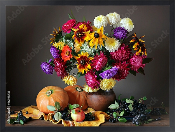 Постер Осенний натюрморт с цветами и фруктами. с типом исполнения На холсте в раме в багетной раме 1727.8010