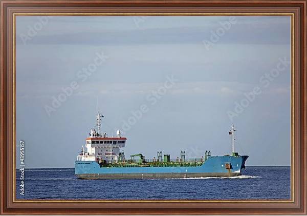 Постер Синий танкер, Балтийское море, Германия с типом исполнения На холсте в раме в багетной раме 35-M719P-83