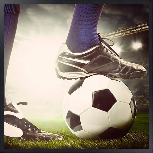Постер Нога футболиста и мяч с типом исполнения На холсте в раме в багетной раме 1727.8010