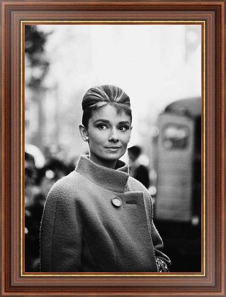 Постер Hepburn, Audrey 72 с типом исполнения На холсте в раме в багетной раме 35-M719P-83