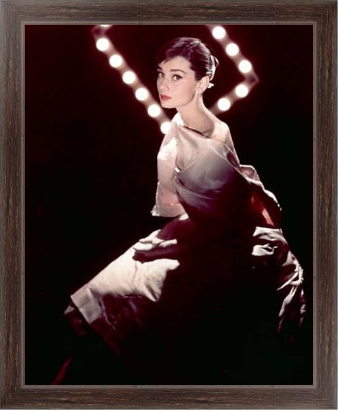 Постер Хепберн Одри 24 с типом исполнения На холсте в раме в багетной раме 221-02