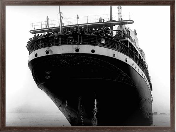 Постер Титаник с типом исполнения На холсте в раме в багетной раме 221-02