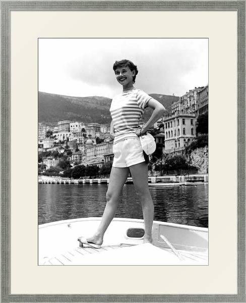 Постер Hepburn, Audrey 20 с типом исполнения Под стеклом в багетной раме 1727.2510