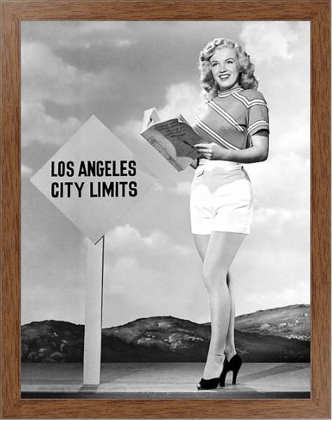 Постер Monroe, Marilyn 70 с типом исполнения На холсте в раме в багетной раме 1727.4310