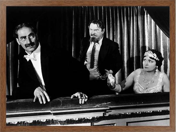 Постер Marx Brothers (A Night At The Opera) 10 с типом исполнения На холсте в раме в багетной раме 1727.4310
