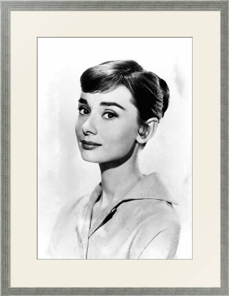 Постер Hepburn, Audrey 44 с типом исполнения Под стеклом в багетной раме 1727.2510