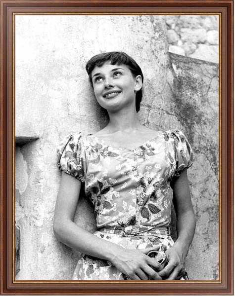Постер Hepburn, Audrey 50 с типом исполнения На холсте в раме в багетной раме 35-M719P-83