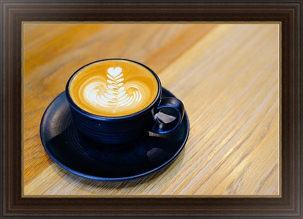 Постер Ароматный кофе в синей чашке с типом исполнения На холсте в раме в багетной раме 1.023.151