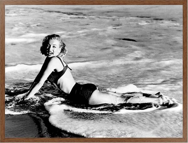 Постер Monroe, Marilyn 16 с типом исполнения На холсте в раме в багетной раме 1727.4310