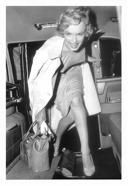 Постер Monroe, Marilyn 27 с типом исполнения На холсте в раме в багетной раме 221-03