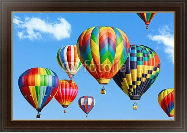 Постер Разноцветные воздушные шары с типом исполнения На холсте в раме в багетной раме 1.023.151
