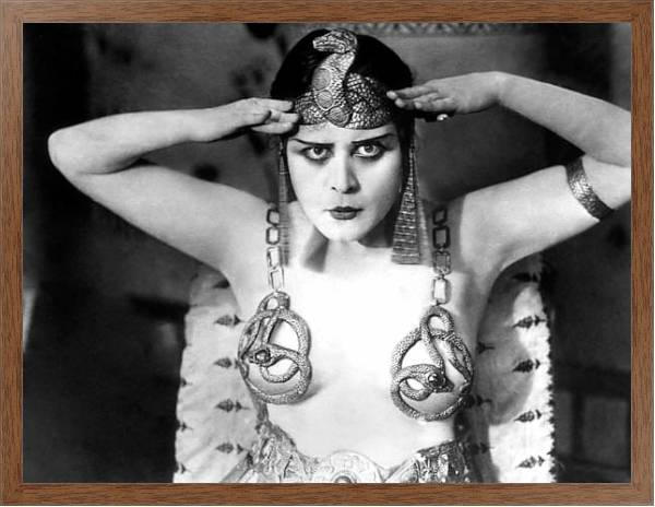 Постер Bara, Theda (Cleopatra) 8 с типом исполнения На холсте в раме в багетной раме 1727.4310