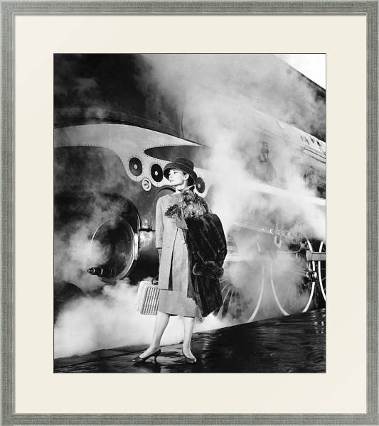 Постер Hepburn, Audrey 29 с типом исполнения Под стеклом в багетной раме 1727.2510