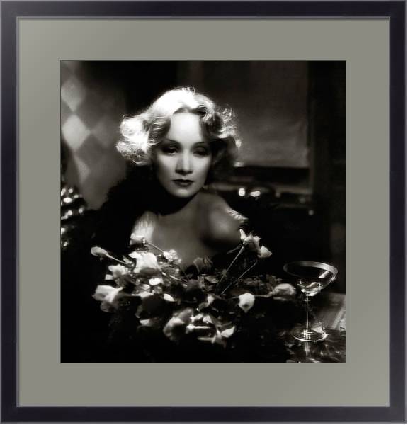 Постер Dietrich, Marlene (Shanghai Express) 5 с типом исполнения Под стеклом в багетной раме 221-01