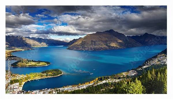 Постер Озеро Уакатипу, Новая Зеландия с типом исполнения На холсте в раме в багетной раме 221-03