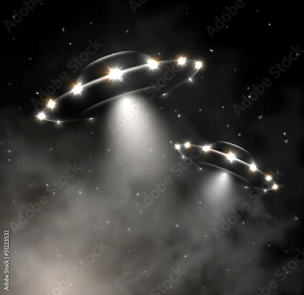 Постер Два НЛО в тумане с типом исполнения На холсте без рамы