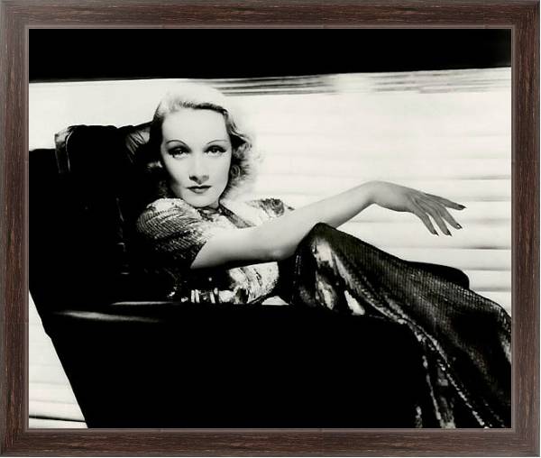 Постер Dietrich, Marlene 22 с типом исполнения На холсте в раме в багетной раме 221-02