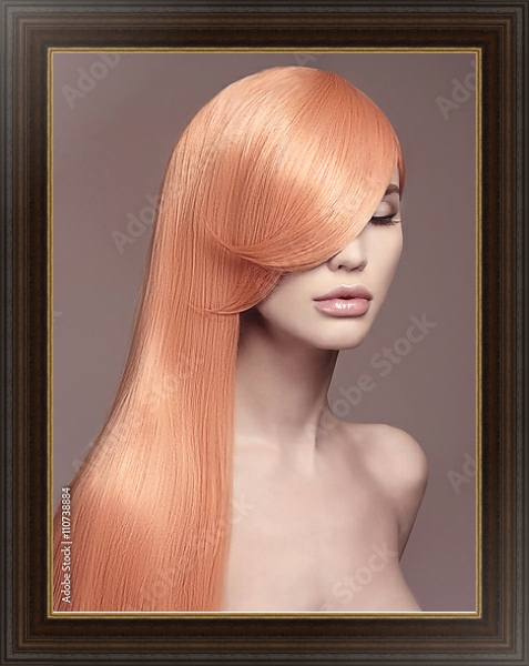 Постер Длинные прямые волосы персикового цвета с типом исполнения На холсте в раме в багетной раме 1.023.151