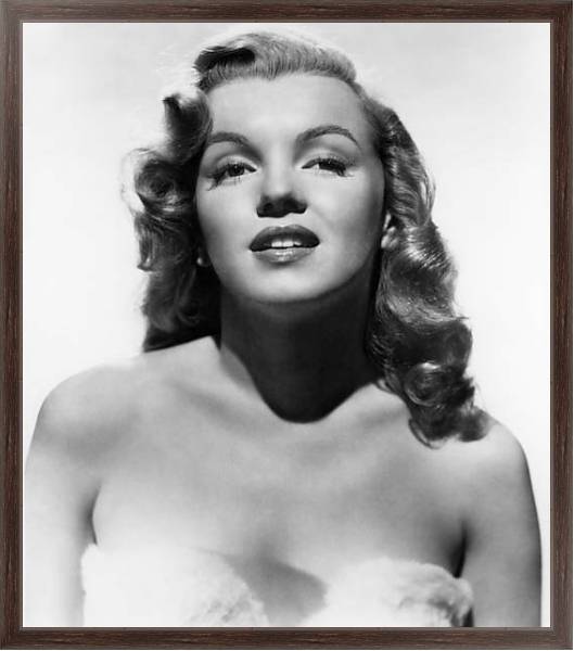 Постер Monroe, Marilyn (Love Happy) 2 с типом исполнения На холсте в раме в багетной раме 221-02