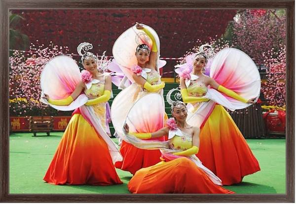 Постер Китай. Новогодний парад с типом исполнения На холсте в раме в багетной раме 221-02