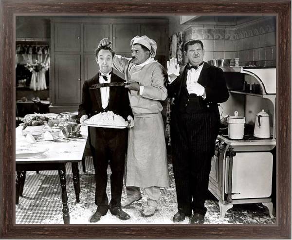 Постер Laurel & Hardy (From Soup To Nuts) с типом исполнения На холсте в раме в багетной раме 221-02