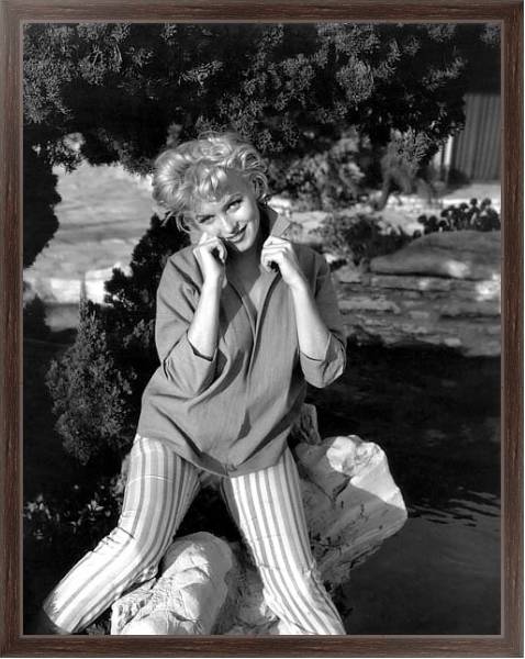 Постер Monroe, Marilyn 127 с типом исполнения На холсте в раме в багетной раме 221-02