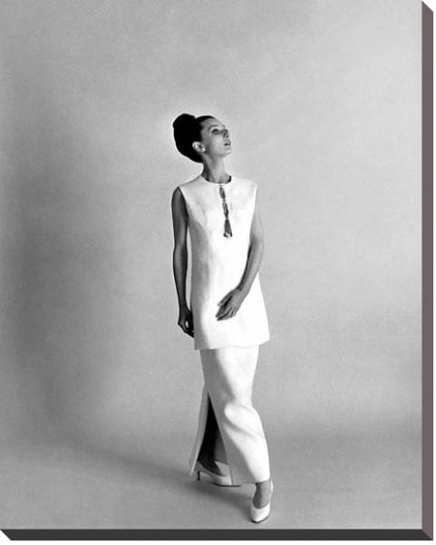 Постер Hepburn, Audrey 71 с типом исполнения На холсте без рамы