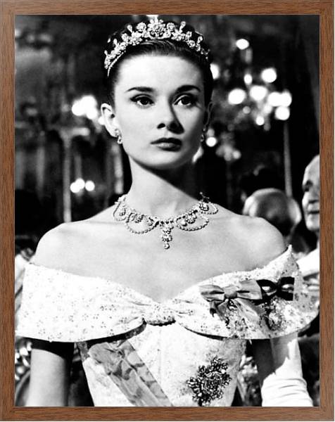 Постер Hepburn, Audrey (Roman Holiday) с типом исполнения На холсте в раме в багетной раме 1727.4310