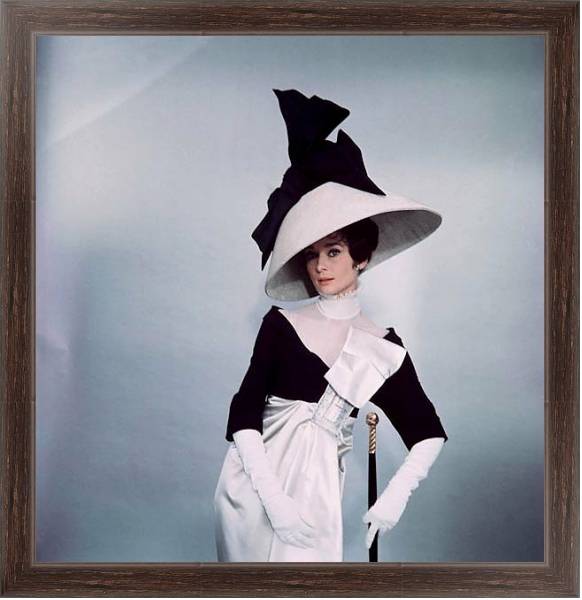 Постер Хепберн Одри 172 с типом исполнения На холсте в раме в багетной раме 221-02