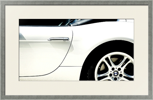 Постер Белый борт BMW с типом исполнения Под стеклом в багетной раме 1727.2510