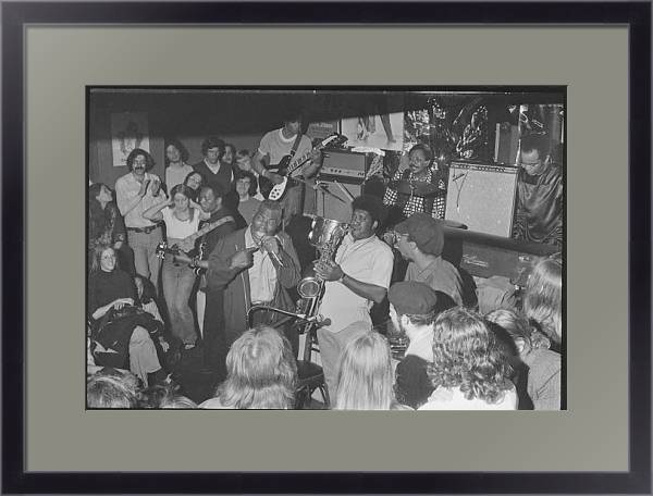 Постер История в черно-белых фото 1170 с типом исполнения Под стеклом в багетной раме 221-01