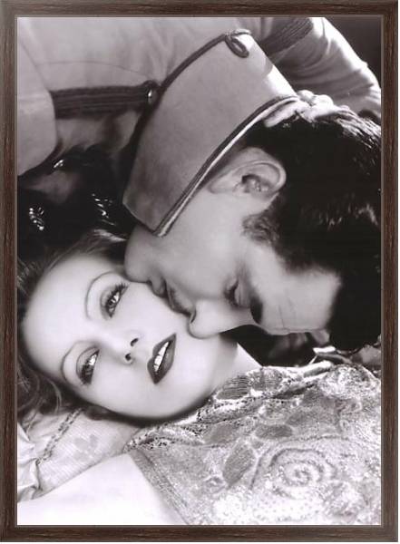 Постер Garbo, Greta (Flesh And The Devil) с типом исполнения На холсте в раме в багетной раме 221-02