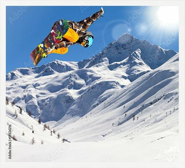 Постер Сноубордист в прыжке с типом исполнения На холсте в раме в багетной раме 1727.7010