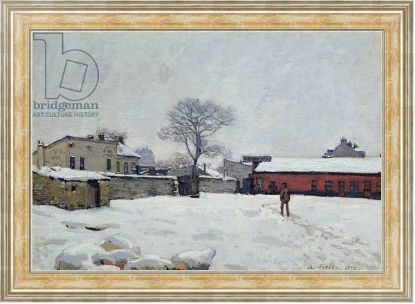 Постер Under Snow: the farmyard at Marly-le-Roi, 1876 с типом исполнения На холсте в раме в багетной раме NA053.0.115